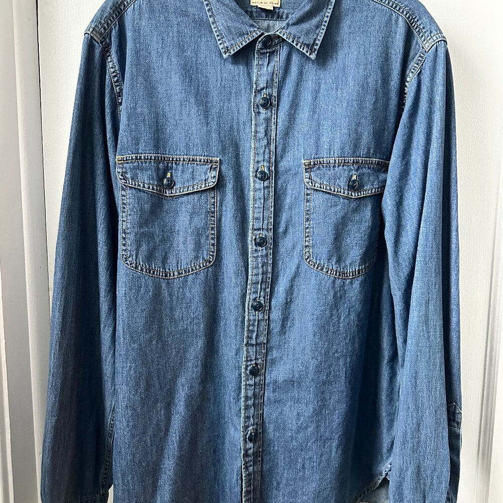 J Crew Classic Denim Button Down Medium/Dark Wash Size L Men's Long Sleeve Shirt